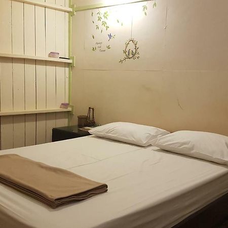 The Midtown Hotel And Cafe Trang Extérieur photo