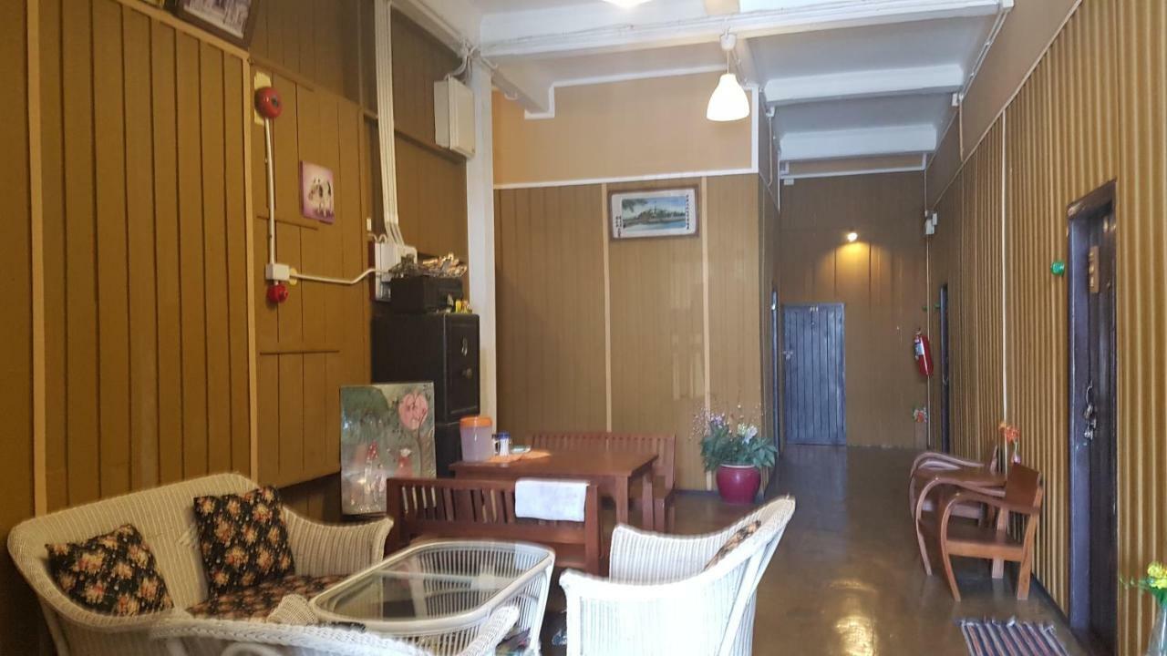 The Midtown Hotel And Cafe Trang Extérieur photo