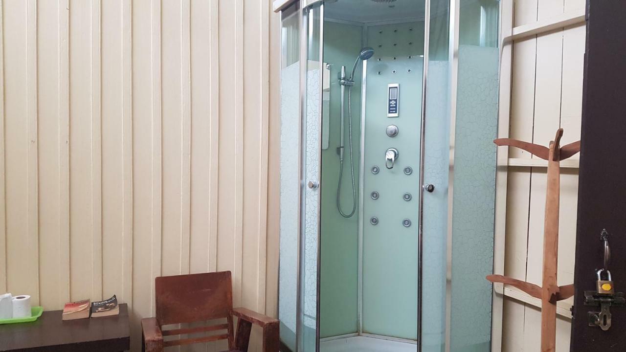 The Midtown Hotel And Cafe Trang Extérieur photo